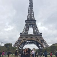 Amigas en Paris – Kaitlin Francesca Yap (EEUU)