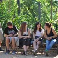 Amigos en la parque de Garcia Lorca – Graham Gettel