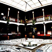 El patio – Elvira López Lorca