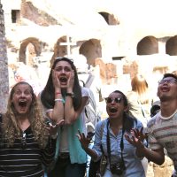 En un estado de shock…  – Hannah Gallagher