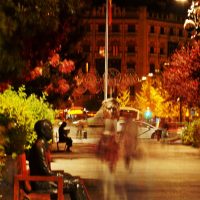 Los paseantes de la avenida  –  José Manuel Sánchez Sánchez